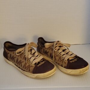 Michael Kors City Logo Sneakers Size 5.5